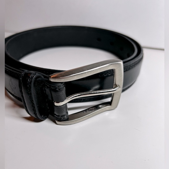 Men’s Dockers black leather belt, silver buckle. Size 34 - Picture 8 of 8